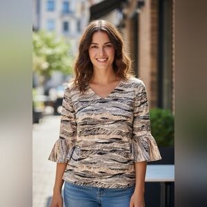 Emily Daniels 2x plus size Animal Print 3/4 flair sleeve‎ Sequins